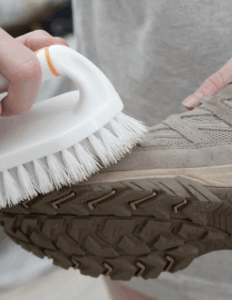 Nettoyage de chaussures de sécurité
